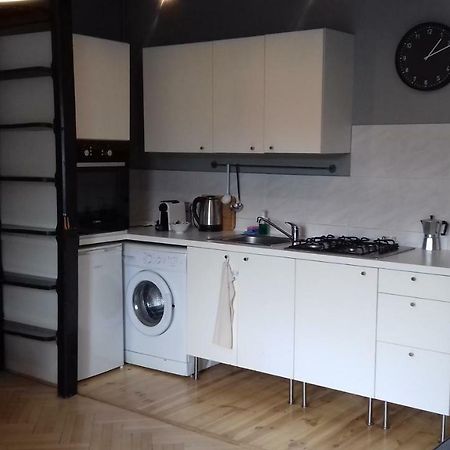 Wlasny Pokoj Krasków Exterior foto